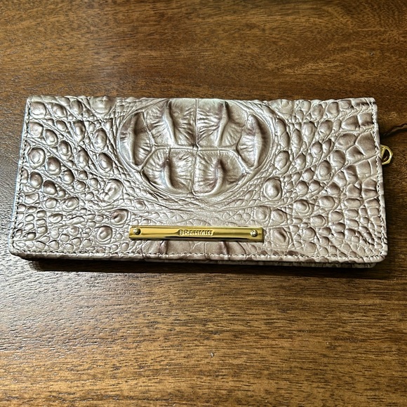 Brahmin Handbags - Brahmin wallet beautiful soft pearl like color.
